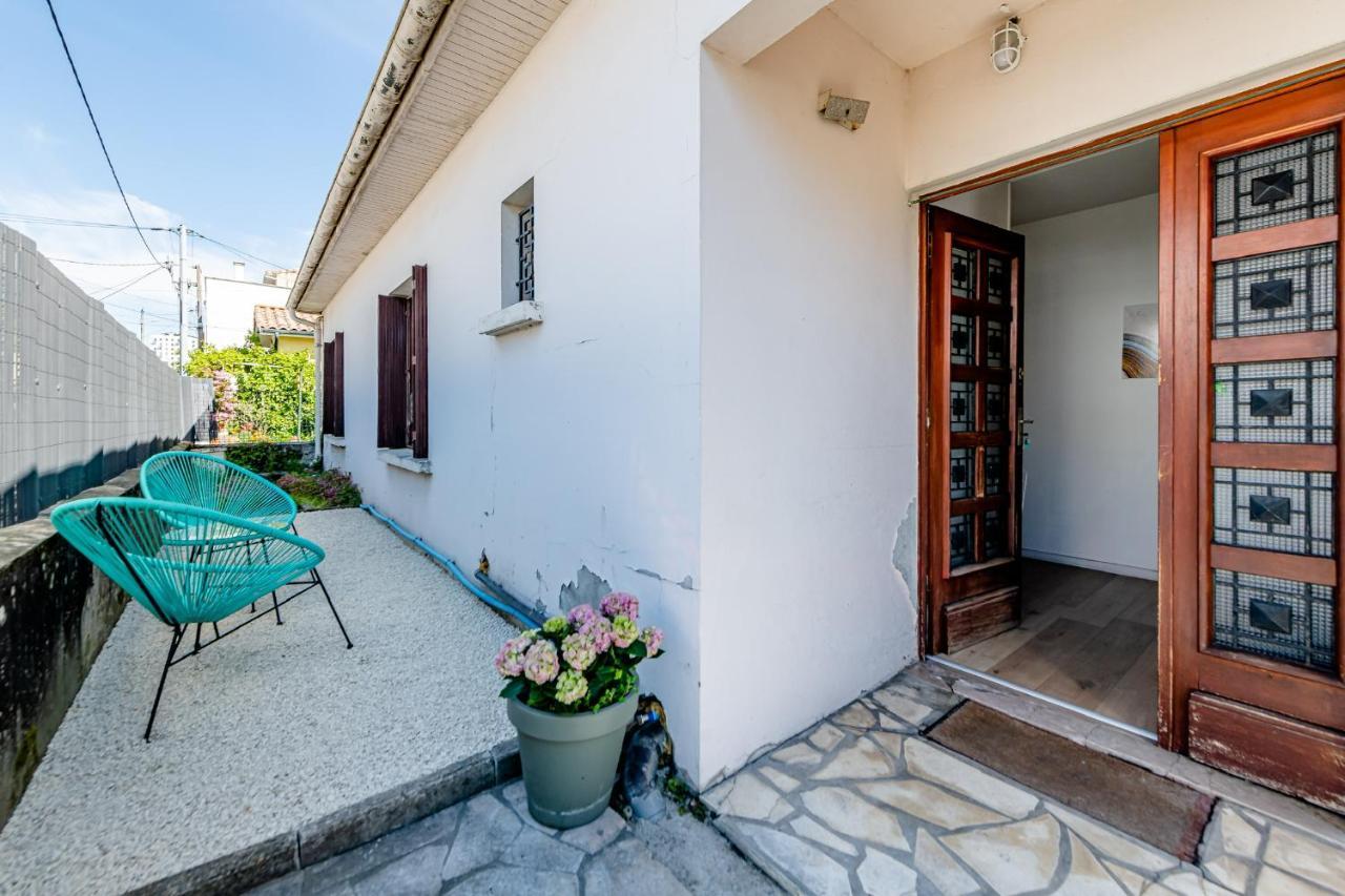 Maison De Plain Pied Avec Exterieur Lägenhet Floirac  Exteriör bild